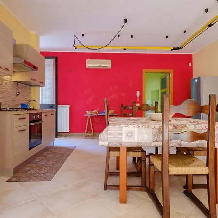 Casa Corte Pupino בית נופש *